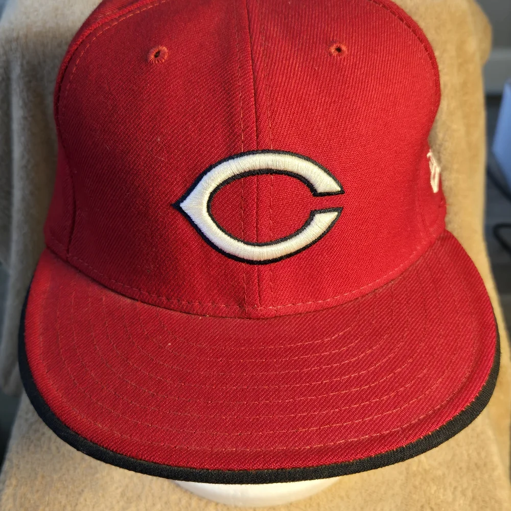 Cincinnati Reds Red MLB Fitted Baseball Cap - Picture 7 of 7